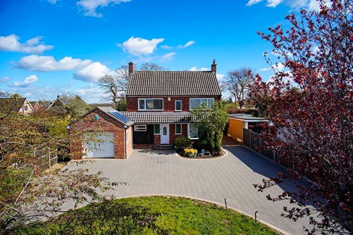 4 Bedroom Detached House For Sale In Hill Road, Costessey, Norwich, NR5