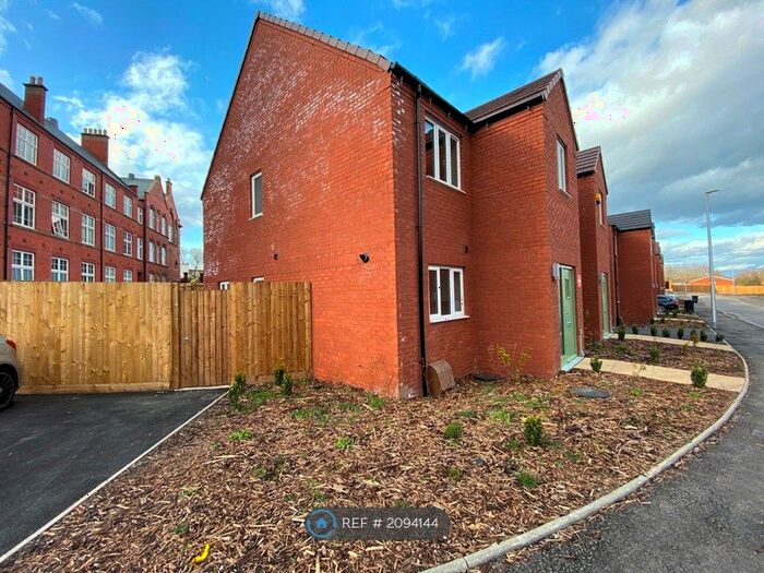 3 Bedroom Semi-Detached House To Rent In John Brooks Avenue, Smethwick, B66