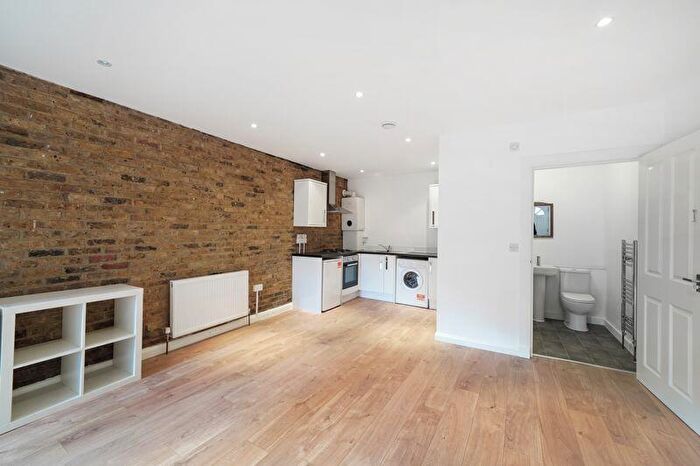 Studio To Rent In Azimuth Court, A Lyal Road, Bow, E3