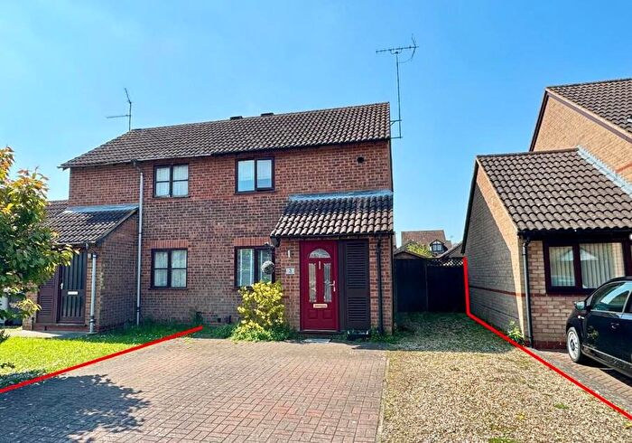 2 Bedroom Semi-Detached House To Rent In Dovedale, Peak Meadows, Desborough, Kettering, NN14
