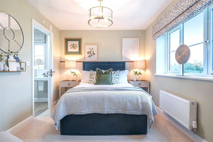 3 Bedroom Semi Detached House For Sale In Chapel Meadow, Cromhall, Wotton-Under-Edge, Gloucestershire, GL12