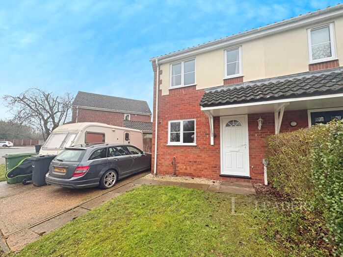 Semi-Detached House To Rent In Jaguar Road, Hethersett, Norwich, NR9