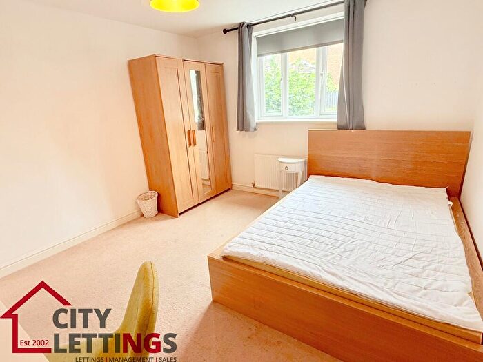 2 Bedroom Apartment To Rent In Marmion Road Nottingham, NG3