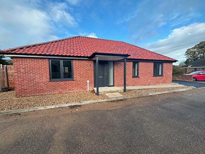 3 Bedroom Bungalow To Rent In Spinners Lane, Swaffham, PE37