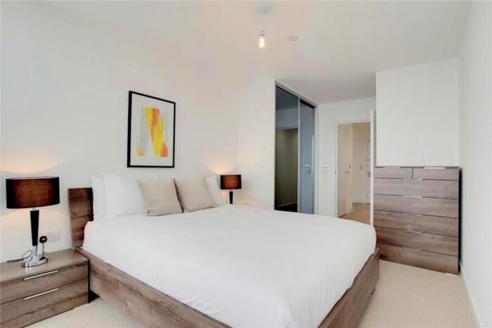 1 Bedroom Flat To Rent In Stratosphere Tower, Great Eastern Road, London, E15