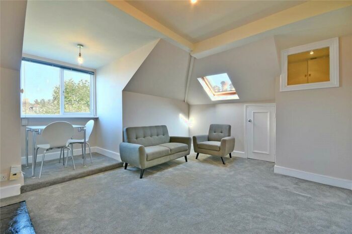 1 Bedroom Flat To Rent In Fordwych Road, Kilburn, NW2