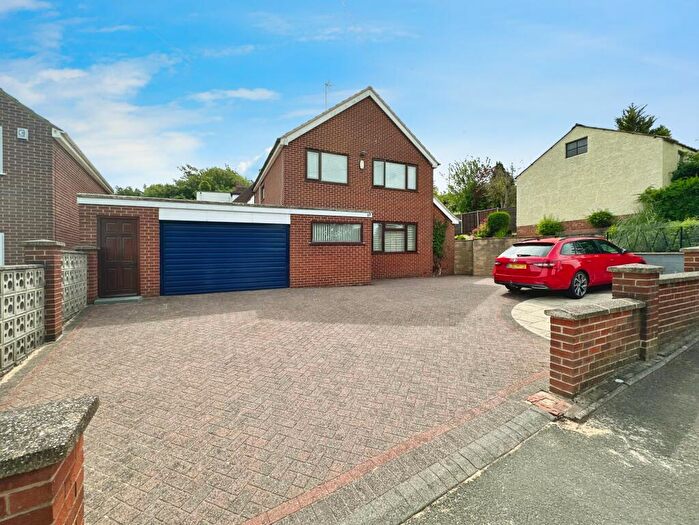 3 Bedroom Detached House For Sale In Eldon Street, Burton-on-Trent, DE15