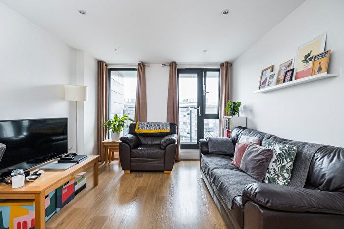 1 Bedroom Flat To Rent In Mybase, Southwark, SE1