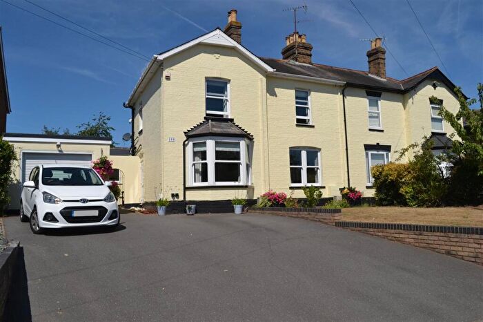 4 Bedroom Semi-Detached House For Sale In Broomfield Road, Chelmsford, CM1