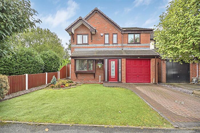 5 Bedroom Detached House For Sale In Broadwell Drive, Pennington, Leigh, WN7