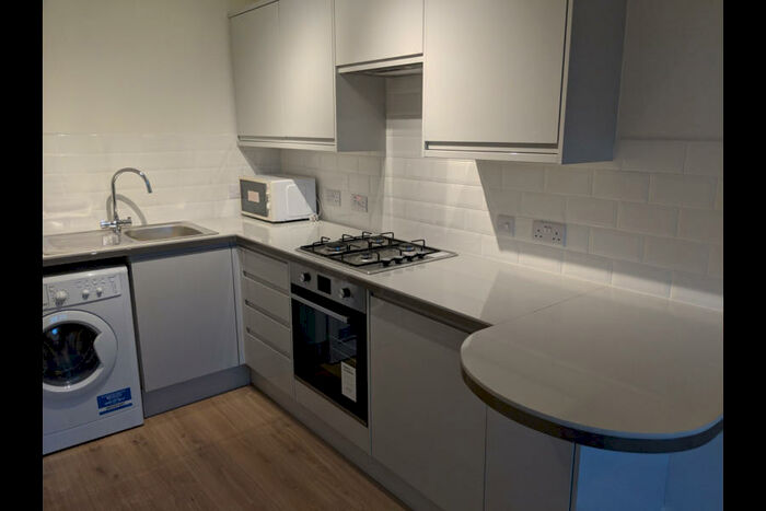 Studio To Rent In Wilkins Close, CR4