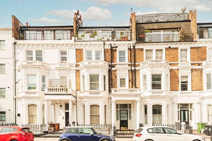 1 Bedroom Flat To Rent In Sinclair Gardens, Brook Green, W14