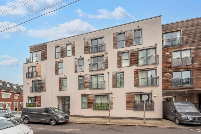 1 Bedroom Flat To Rent In Furmage Street, Wandsworth Town, London, SW18