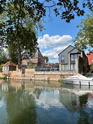 4 Bedroom Detached House To Rent In The Wharf House, Ware, SG12