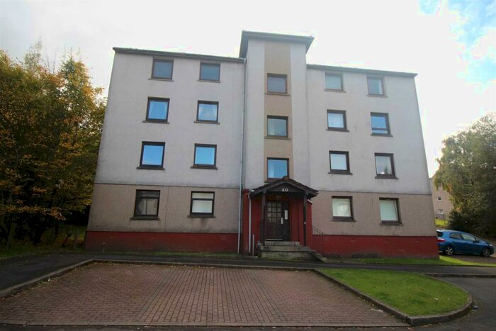 2 Bedroom Flat To Rent In Kilcreggan View, Greenock, PA15