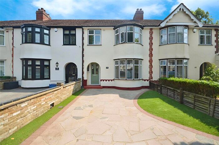 3 Bedroom Terraced House To Rent In Connaught Road, Hornchurch, Essex, RM12