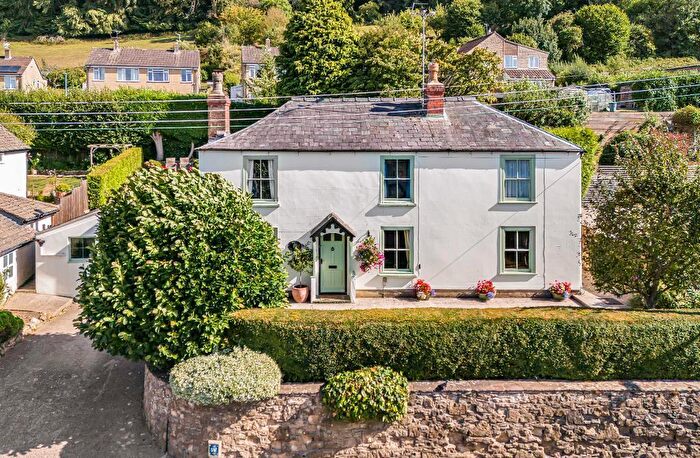 4 Bedroom Cottage For Sale In Barrs Lane, North Nibley, Dursley, GL11