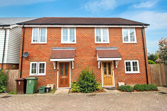 2 Bedroom Semi Detached House For Sale In Birchfield Grove, Hawkhurst, Cranbrook, Kent, TN18