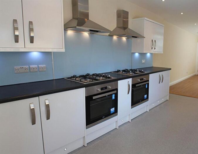1 Bedroom Terraced House To Rent In London Road, Hilsea, Portsmouth, PO2