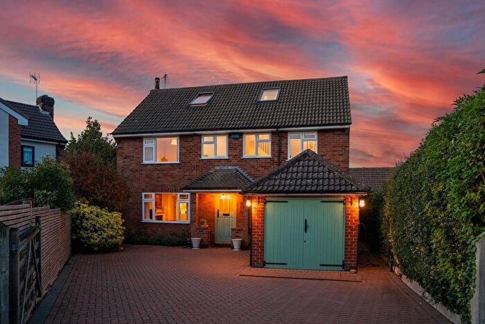 5 Bedroom Detached House For Sale In Banks Crescent, Bingham, NG13