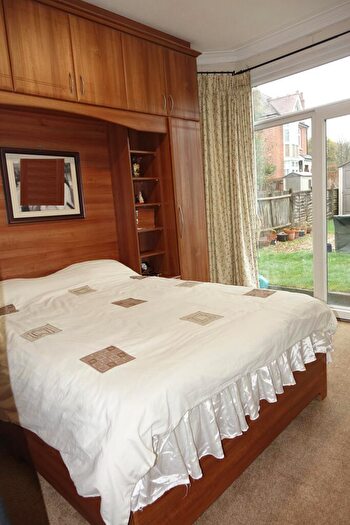 2 Bedroom Apartment To Rent In Lowlands Road, Harrow, HA1