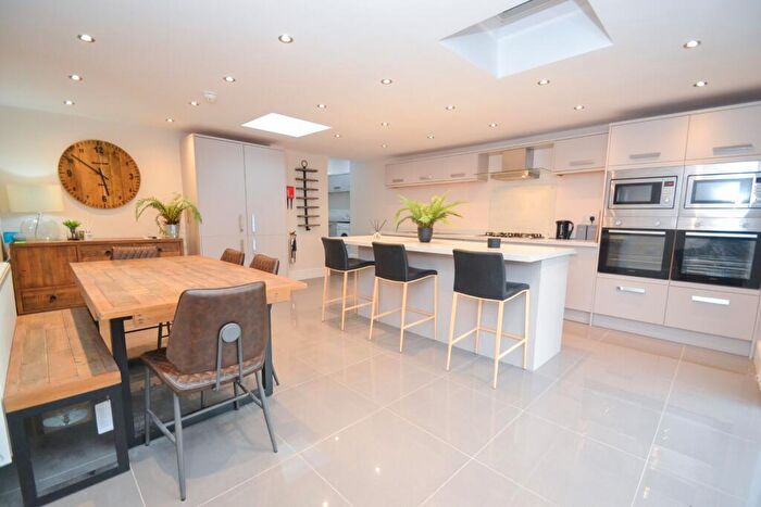 1 Bedroom Flat To Rent In Marshall Avenue, Cross Gates, Leeds, LS15