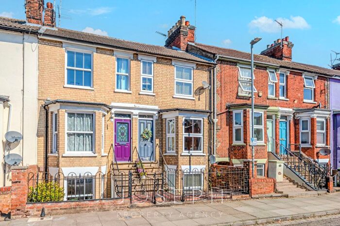 3 Bedroom Town House For Sale In Cemetery Road, Ipswich, IP4