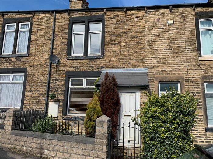 3 Bedroom Terraced House For Sale In Midland Road, Royston, Barnsley, S71