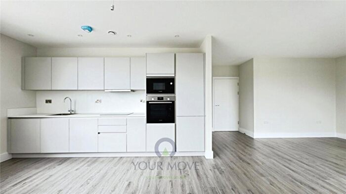 2 Bedroom Flat To Rent In Crayford Road, Crayford, Dartford, DA1