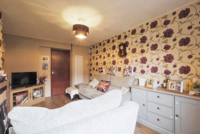 3 Bedroom Terraced House For Sale In Anne Close, Keadby, Scunthorpe, DN17