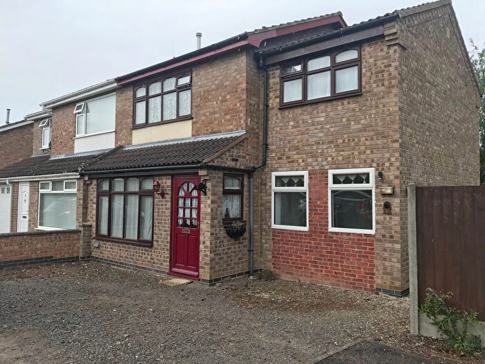 3 Bedroom Semi-Detached House To Rent In Deacon Avenue, Barlestone, CV13