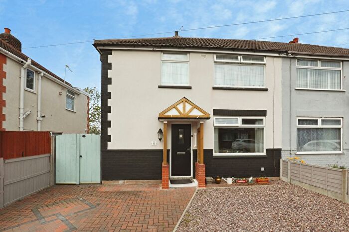 3 Bedroom Semi-detached House For Sale In Holland Street, Crewe, Cheshire, CW1