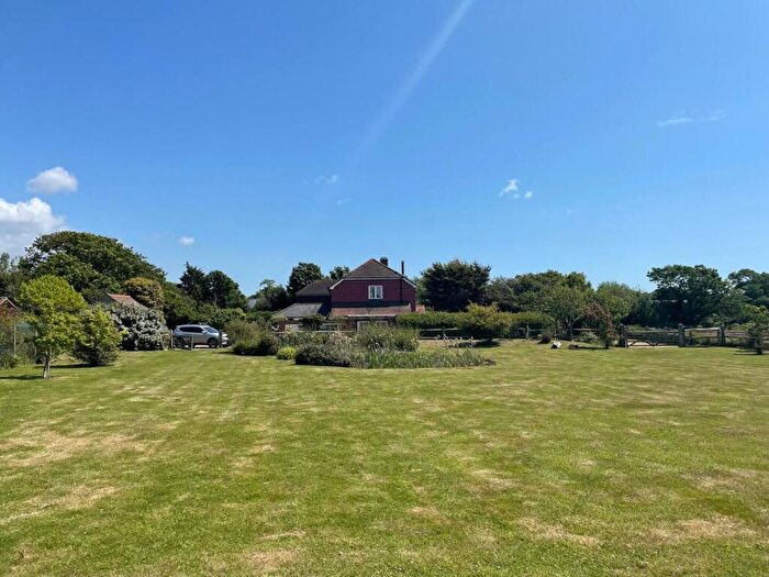 4 Bedroom House To Rent In Ham Road, Sidlesham, PO20