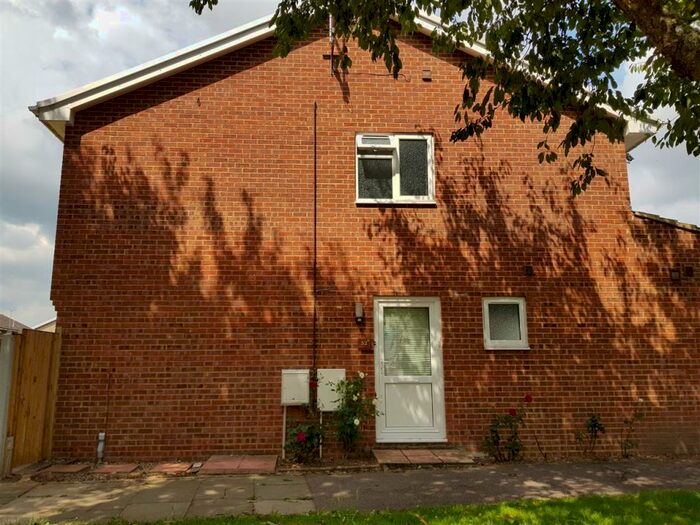 3 Bedroom Terraced House To Rent In Rushmead Close, Canterbury, CT2