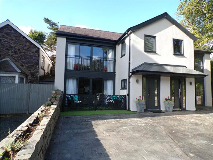 3 Bedroom Semi-Detached House For Sale In Bryn Gwyddfan, Llanberis, Caernarfon, Gwynedd, LL55
