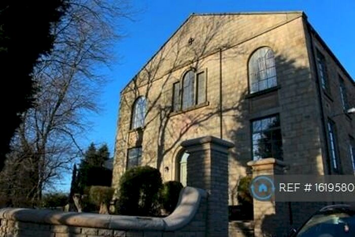 2 Bedroom Flat To Rent In The Old Chapel House, Glossop, SK13