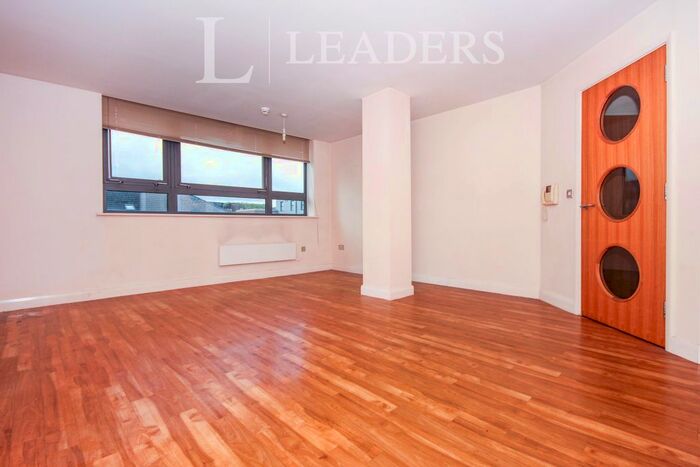2 Bedroom Flat To Rent In Queens Road, Coventry, West Midlands, CV1