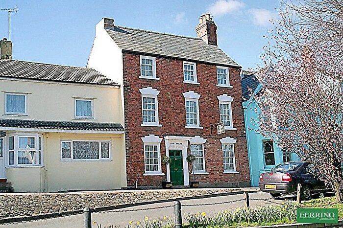 5 Bedroom Terraced House For Sale In High Street, Newnham, Gloucestershire., GL14