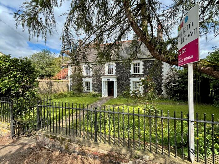 7 Bedroom Detached House To Rent In St Leonards Street, Mundford, IP26