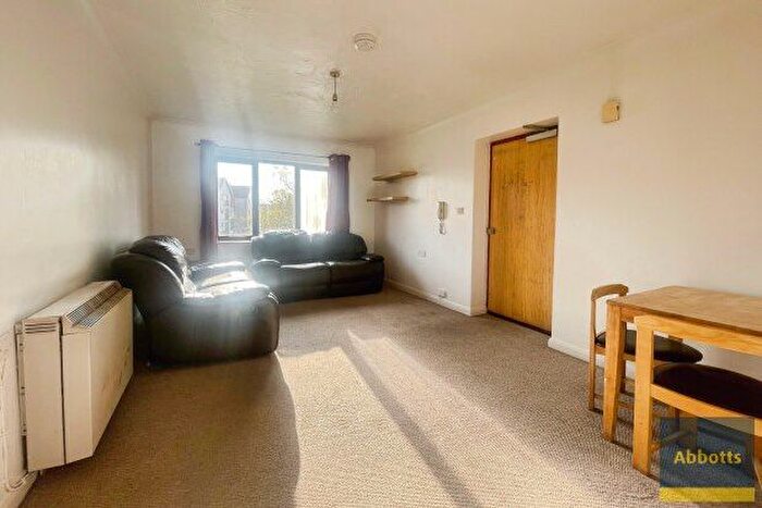 1 Bedroom Flat To Rent In Hunters Ride, Ipswich, IP5