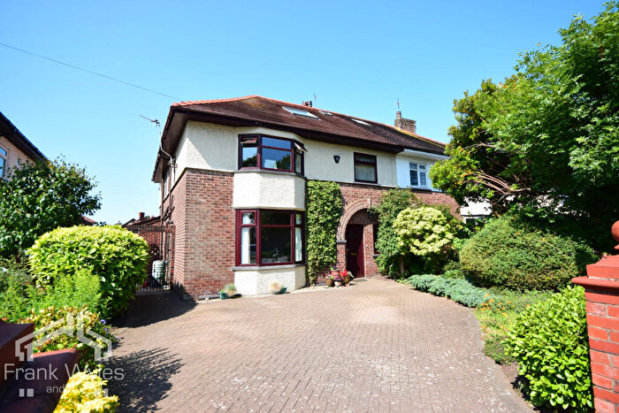 5 Bedroom Semi-Detached House For Sale In Blackpool Road, Lytham, Lancashire, FY8