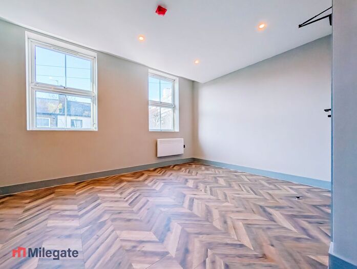 Studio To Rent In Danesdale Road, London, E9