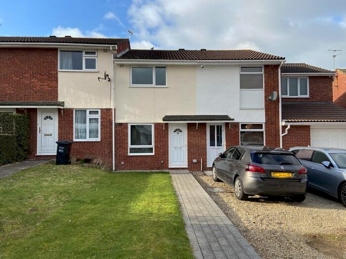 2 Bedroom Terraced House To Rent In Bovet Close, Taunton TA1