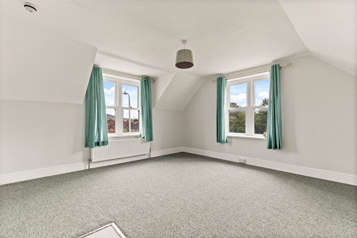 Studio To Rent In Cheriton Road, Folkestone, CT19