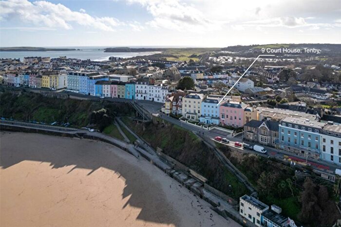 2 Bedroom Flat For Sale In The Croft, Tenby, Pembrokeshire, SA70