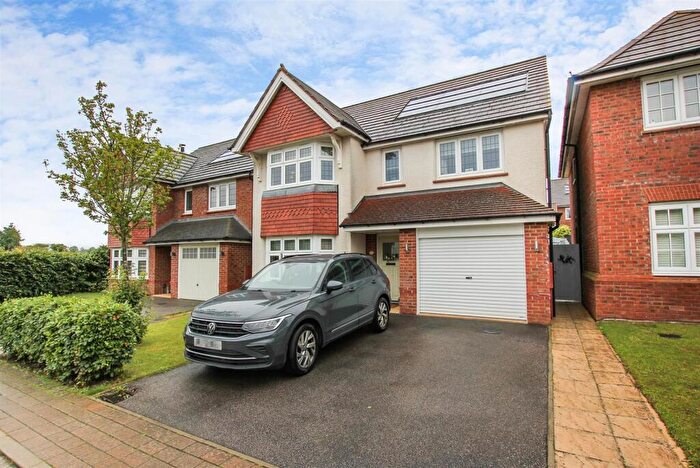 4 Bedroom Detached House For Sale In - Park View, Barton Seagrave, NN15