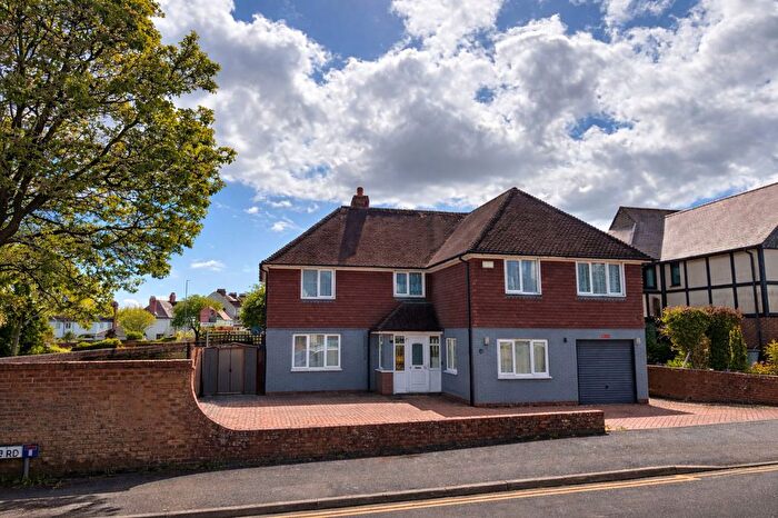 5 Bedroom Detached House For Sale In Wellfield Road, Folkestone, CT20