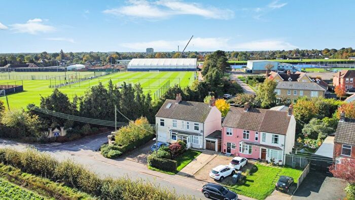 3 Bedroom Semi-Detached House For Sale In The Street, Rushmere St Andrew, Ipswich, IP5