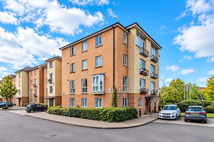 2 Bedroom Flat To Rent In Vellacott Close, Cardiff Bay, CF10