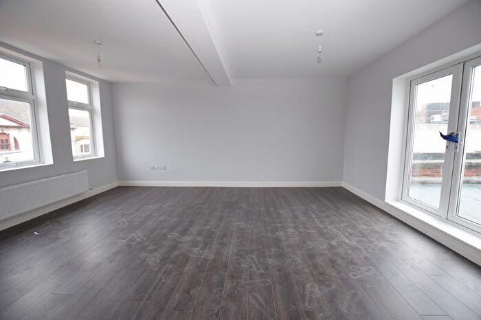 2 Bedroom Flat To Rent In Bridgegate, Rotherham, S60